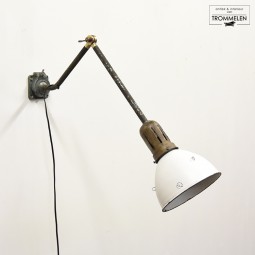 Industriële scharnierlamp