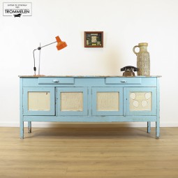 Beschilderd dressoir