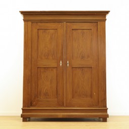 Faux-Bois garderobe