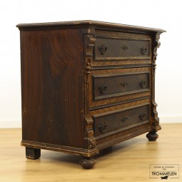 Faux-Bois commode