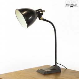 Bauhaus tafellamp 