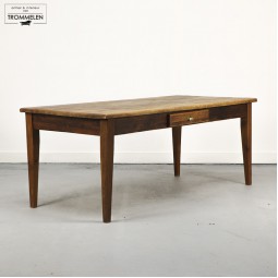 Grenen eettafel