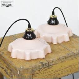 Set roze Art-Deco hanglampen