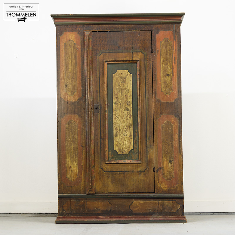 Beschilderde bruidskast Beschilderde bruidskast