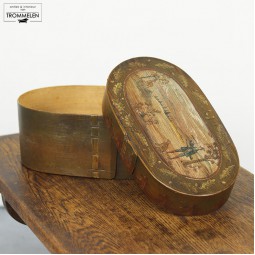 Volkskunst houten doos