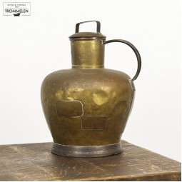 Antieke koperen melkkan Antieke koperen melkkan