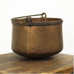 Antieke koperen ketel