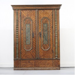 Beschilderde bruidskast