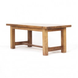 Brutalist eettafel